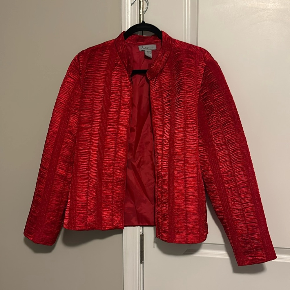 Red XL women’s jacket by Analogy.